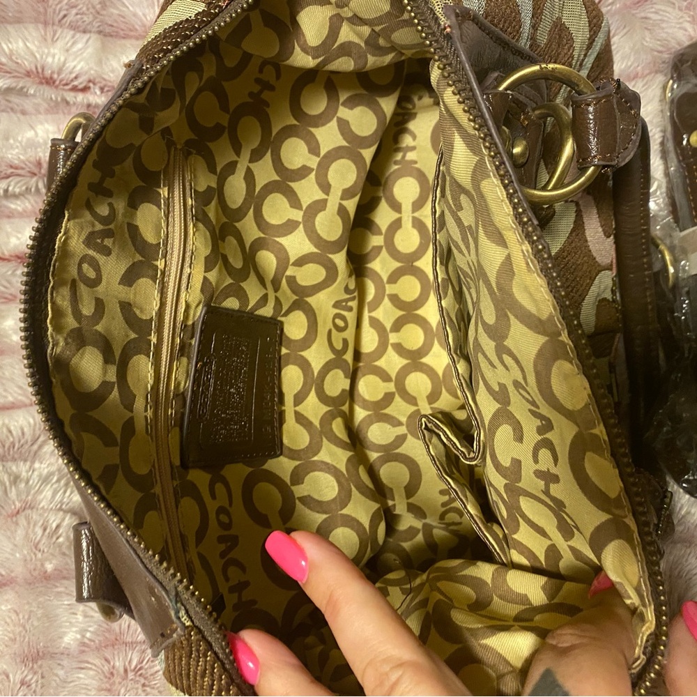 COACH bag with shoulder strap - Picture 2 of 2